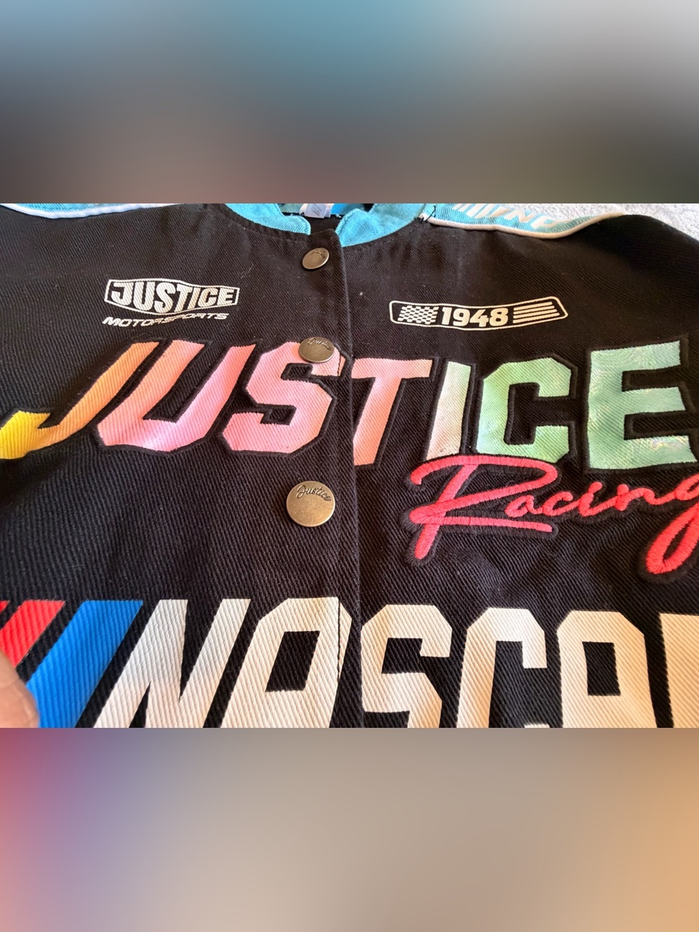 Justice Set - Picture 5 of 7